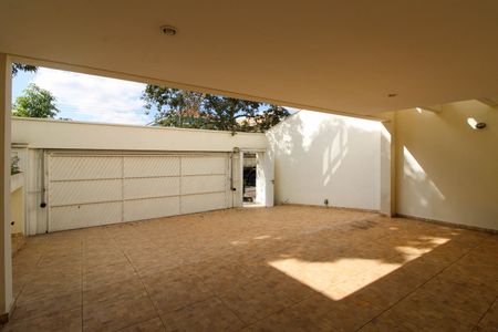 Casa para alugar com 275m², 5 quartos e 4 vagasGaragem