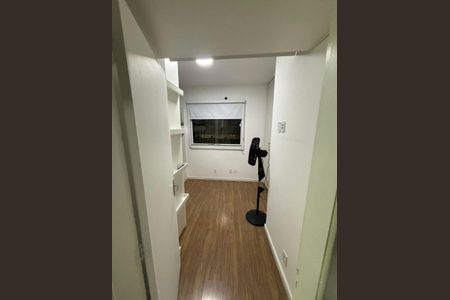 Casa de condomínio à venda com 100m², 2 quartos e 1 vagaQuarto