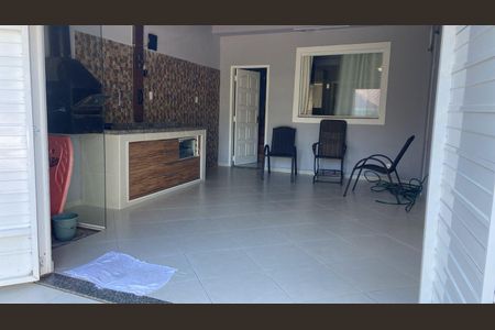 Casa de condomínio à venda com 100m², 2 quartos e 1 vagaÁrea Gourmet