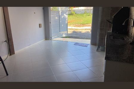 Casa de condomínio à venda com 100m², 2 quartos e 1 vagaÁrea Gourmet