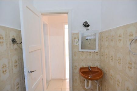 Apartamento para alugar com 65m², 2 quartos e sem vagaBanheiro