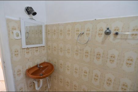 Apartamento para alugar com 65m², 2 quartos e sem vagaBanheiro