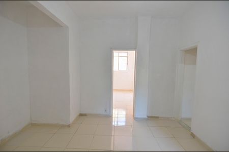 Apartamento para alugar com 65m², 2 quartos e sem vagaSala