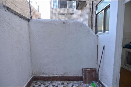 Apartamento para alugar com 65m², 2 quartos e sem vagaÁrea de Serviço