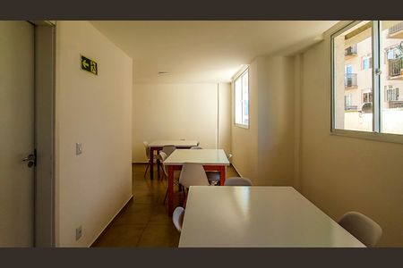 Apartamento para alugar com 45m², 2 quartos e 1 vagaÁrea comum - Salão de festas