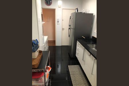 Apartamento à venda com 90m², 2 quartos e 1 vaga Apartamento à venda com 90m², 2 quartos e 1 vagaÁrea de Serviço