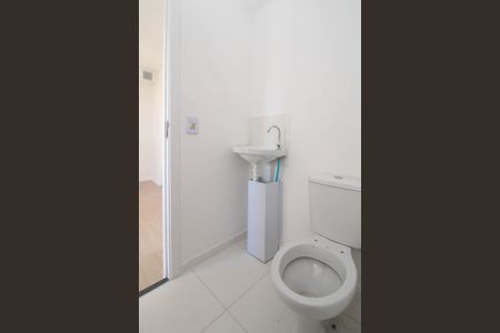 Apartamento para alugar com 29m², 2 quartos e sem vaga Apartamento para alugar com 29m², 2 quartos e sem vagaBanheiro