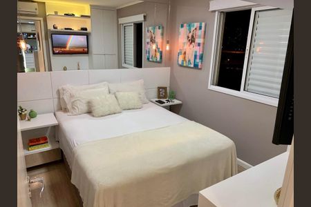Suíte  de apartamento à venda com 2 quartos, 68m² em Ipiranga, São Paulo
