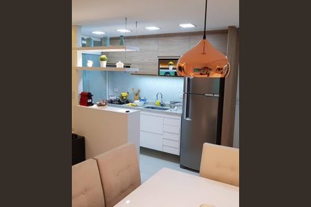 Apartamento à venda com 68m², 2 quartos e 1 vaga Apartamento à venda com 68m², 2 quartos e 1 vagaSala/Cozinha