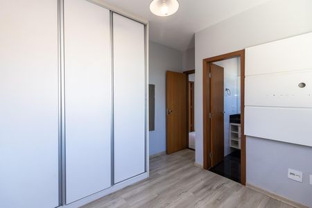 Apartamento para alugar com 70m², 3 quartos e 2 vagas Apartamento para alugar com 70m², 3 quartos e 2 vagasQuarto 3