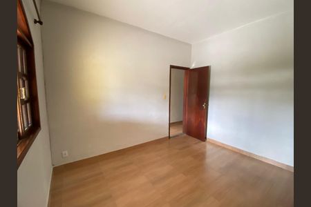Quarto de casa para alugar com 2 quartos, 100m² em Jardim Mariléa, Rio das Ostras