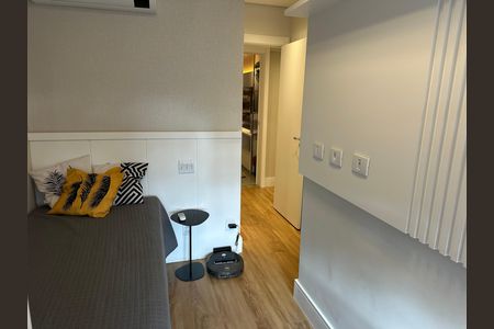 Suíte 1 de apartamento à venda com 3 quartos, 53m² em Empresarial 18 do Forte, Barueri