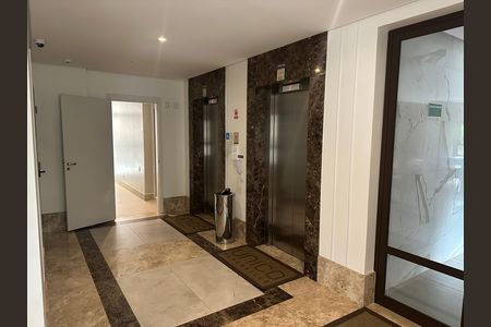 Apartamento à venda com 53m², 3 quartos e 2 vagasElevador