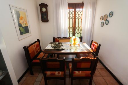 Sala de Jantar de casa de condomínio à venda com 3 quartos, 212m² em Cavalhada, Porto Alegre