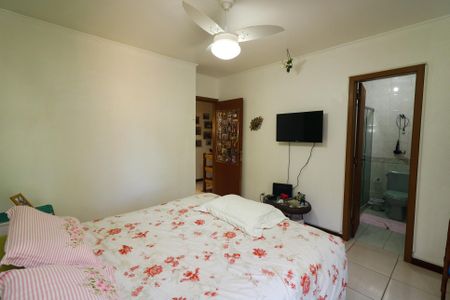 Casa de condomínio à venda com 212m², 3 quartos e 1 vaga Casa de condomínio à venda com 212m², 3 quartos e 1 vagaQuarto Suíte