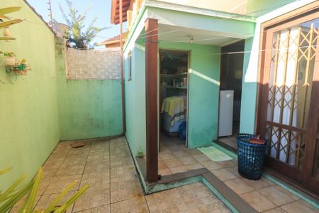 Casa de condomínio à venda com 212m², 3 quartos e 1 vaga Casa de condomínio à venda com 212m², 3 quartos e 1 vagaQuintal