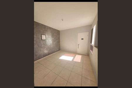 Sala de apartamento para alugar com 2 quartos, 43m² em Cosmos, Rio de Janeiro