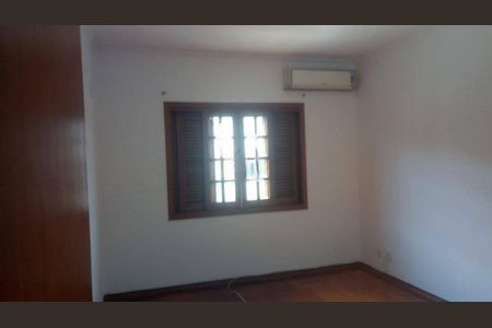 Casa à venda com 3 quartos, 140m² em Planalto Paulista, São Paulo