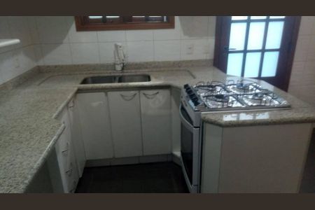 Casa à venda com 3 quartos, 140m² em Planalto Paulista, São Paulo