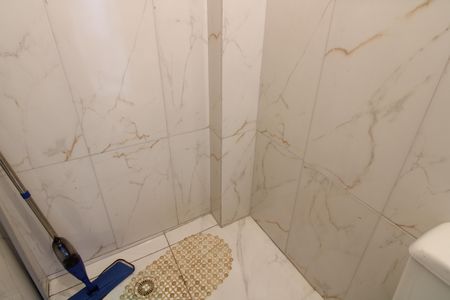 Casa à venda com 62m², 2 quartos e 1 vagaBanheiro 2