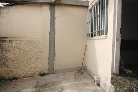 Casa à venda com 62m², 2 quartos e 1 vagaGaragem