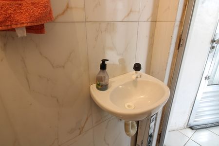 Casa à venda com 62m², 2 quartos e 1 vagaBanheiro 2