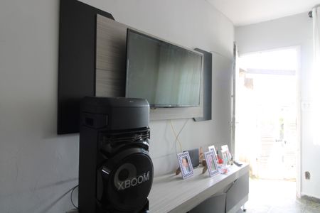 Sala de casa à venda com 2 quartos, 62m² em Cangaiba, São Paulo
