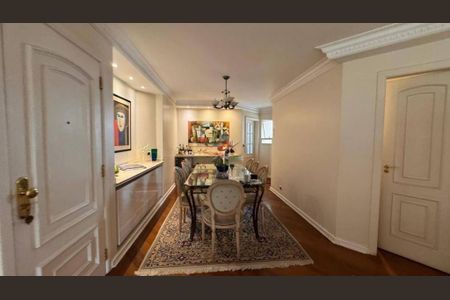 Apartamento à venda com 208m², 4 quartos e 3 vagas