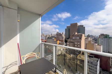 Studio para alugar com 22m², 1 quarto e sem vaga Studio para alugar com 22m², 1 quarto e sem vagaVaranda