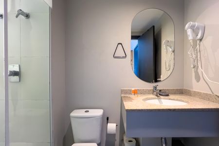 Studio para alugar com 22m², 1 quarto e sem vaga Studio para alugar com 22m², 1 quarto e sem vagaBanheiro