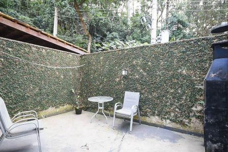 Casa à venda com 100m², 3 quartos e 2 vagas