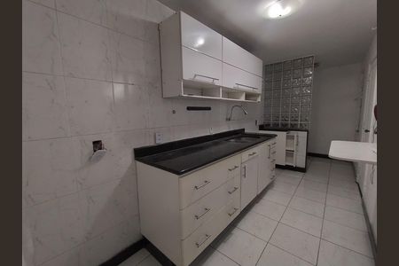 Casa de condomínio para alugar com 96m², 2 quartos e 1 vaga