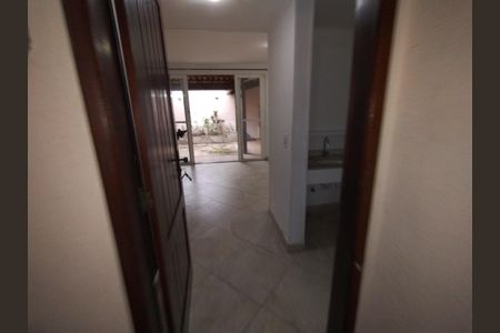 Casa de condomínio para alugar com 96m², 2 quartos e 1 vaga