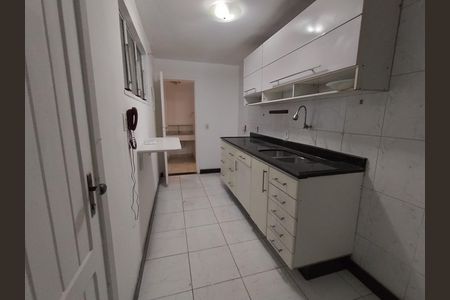 Casa de condomínio para alugar com 96m², 2 quartos e 1 vaga