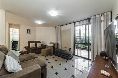 Casa à venda com 4 quartos, 249m² em Parque Jabaquara, São Paulo