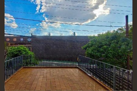 Casa à venda com 2 quartos, 140m² em Vila Brasilina, São Paulo