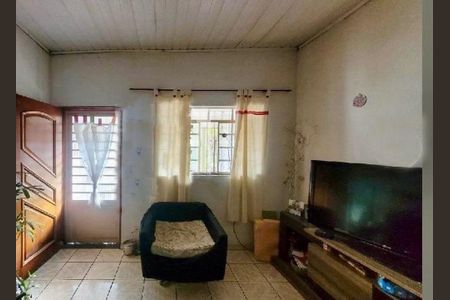 Casa à venda com 2 quartos, 140m² em Vila Brasilina, São Paulo