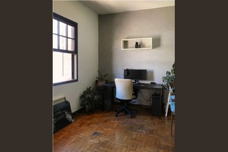 Casa à venda com 4 quartos, 220m² em Vila Olímpia, São Paulo