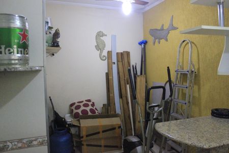 Casa à venda com 180m², 4 quartos e 2 vagasCozinha da edícula