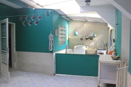 Casa à venda com 180m², 4 quartos e 2 vagasEspaço Gourmet 