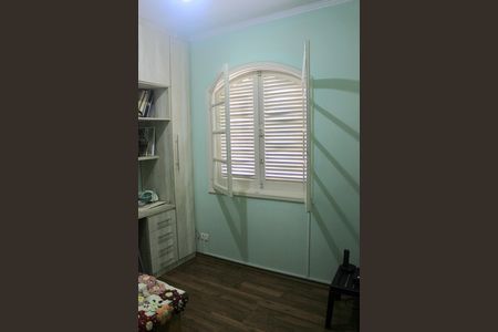 Casa à venda com 180m², 4 quartos e 2 vagasQuarto 2