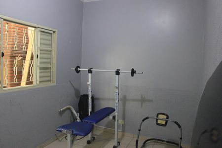 Casa à venda com 180m², 4 quartos e 2 vagasQuarto da edícula 