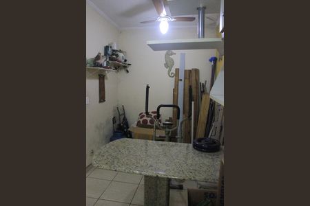 Casa à venda com 180m², 4 quartos e 2 vagasCozinha da edícula