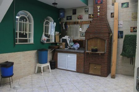 Casa à venda com 180m², 4 quartos e 2 vagasEspaço Gourmet 