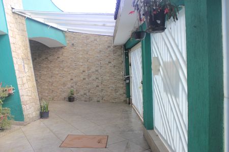 Casa à venda com 180m², 4 quartos e 2 vagasGaragem 