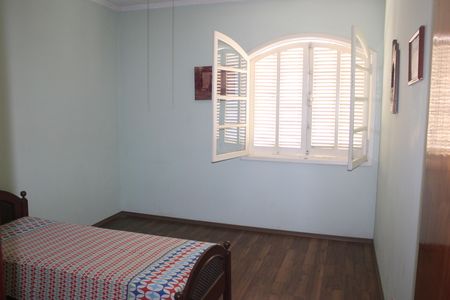 Casa à venda com 180m², 4 quartos e 2 vagasQuarto 3