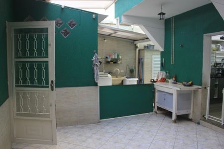 Casa à venda com 180m², 4 quartos e 2 vagasEspaço Gourmet 