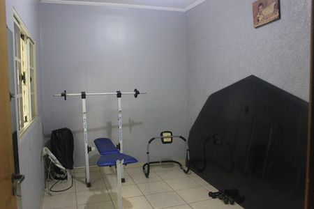 Casa à venda com 180m², 4 quartos e 2 vagasQuarto da edícula 
