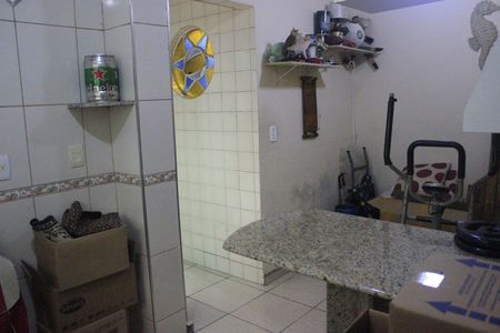 Casa à venda com 180m², 4 quartos e 2 vagasCozinha da edícula