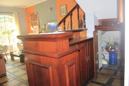 Casa à venda com 180m², 4 quartos e 2 vagasSala 